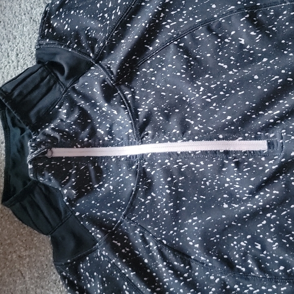 Lululemon athletica size 12 Go the Distance 1/2 Zip - Picture 3 of 8